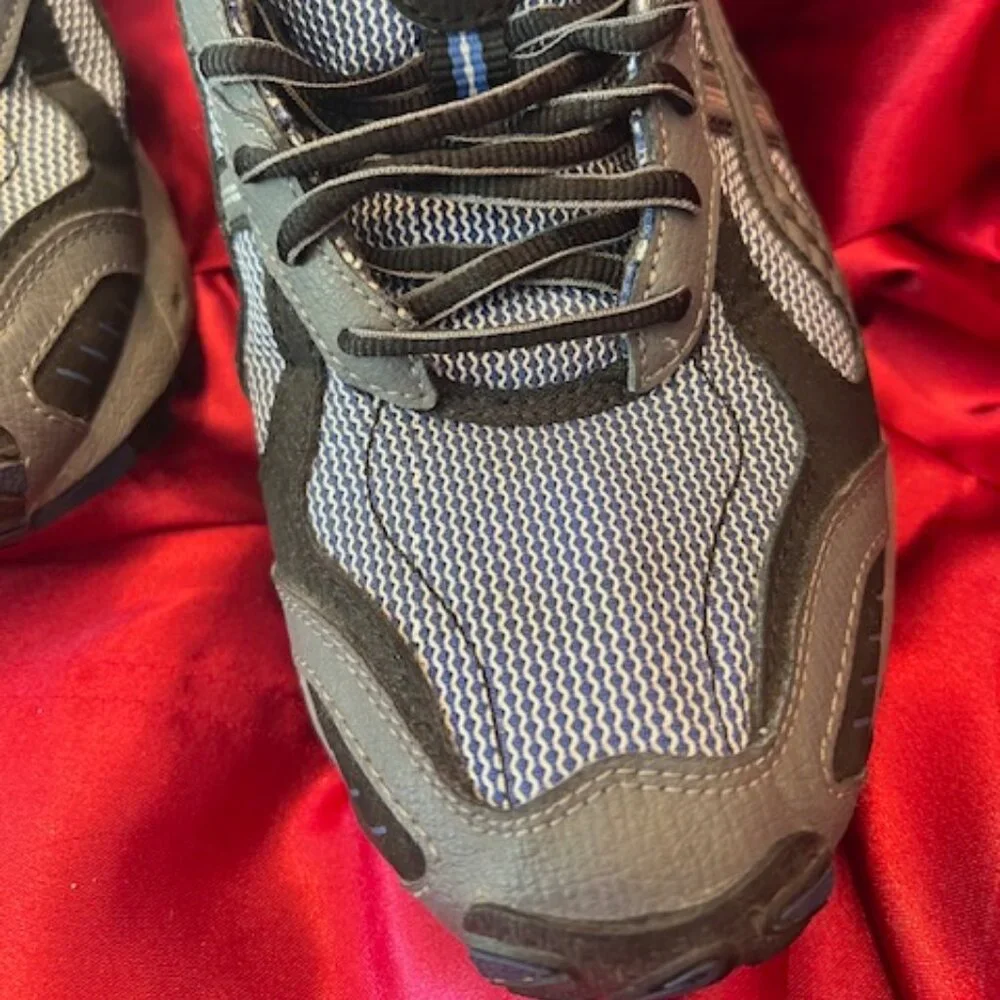 Asics Gel TN6B0 Men's Water‎ Resistant Spiked Traction low sneakers Size 8.5